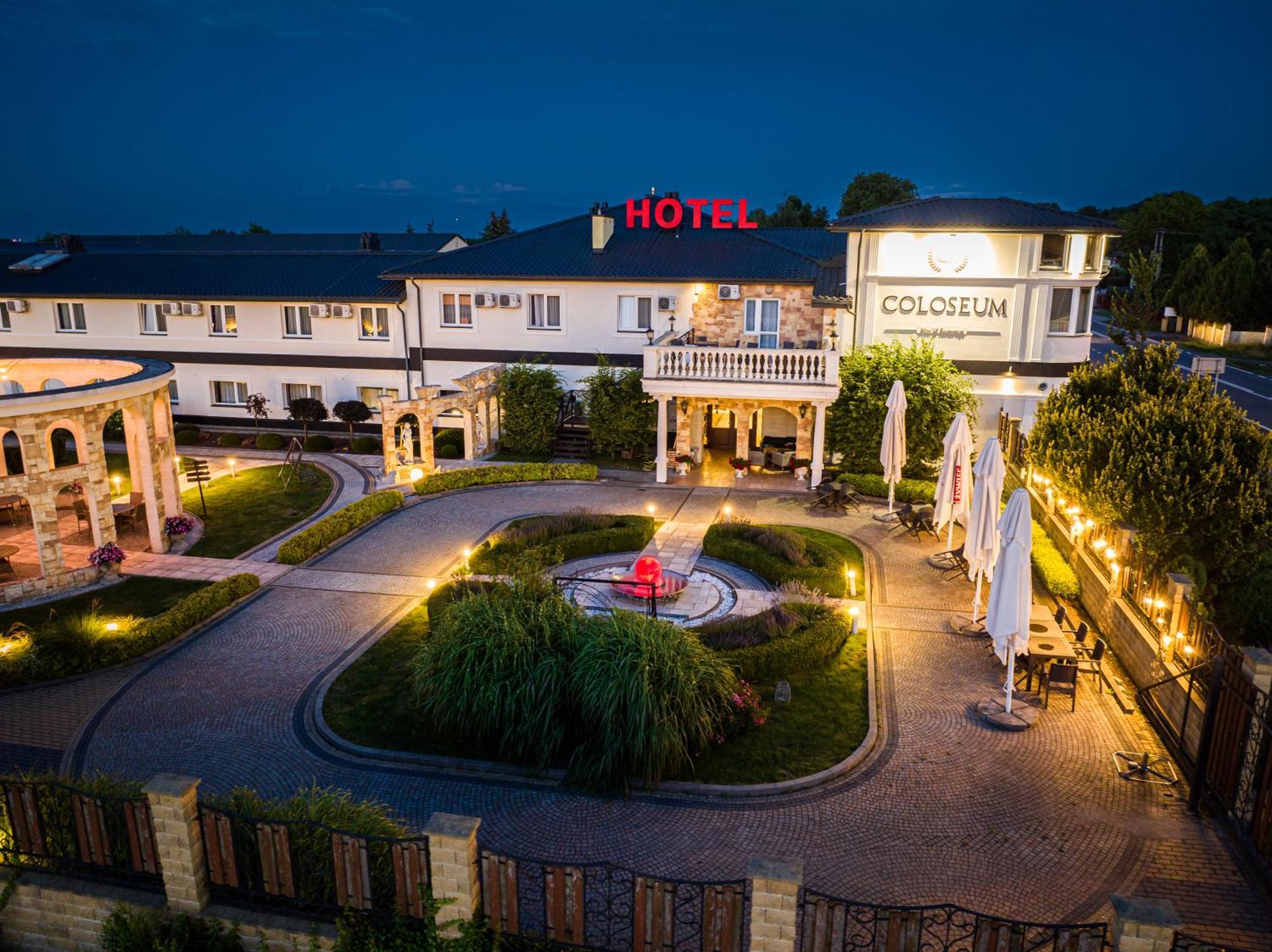 Hotel Coloseum Jarosław Eksteriør billede