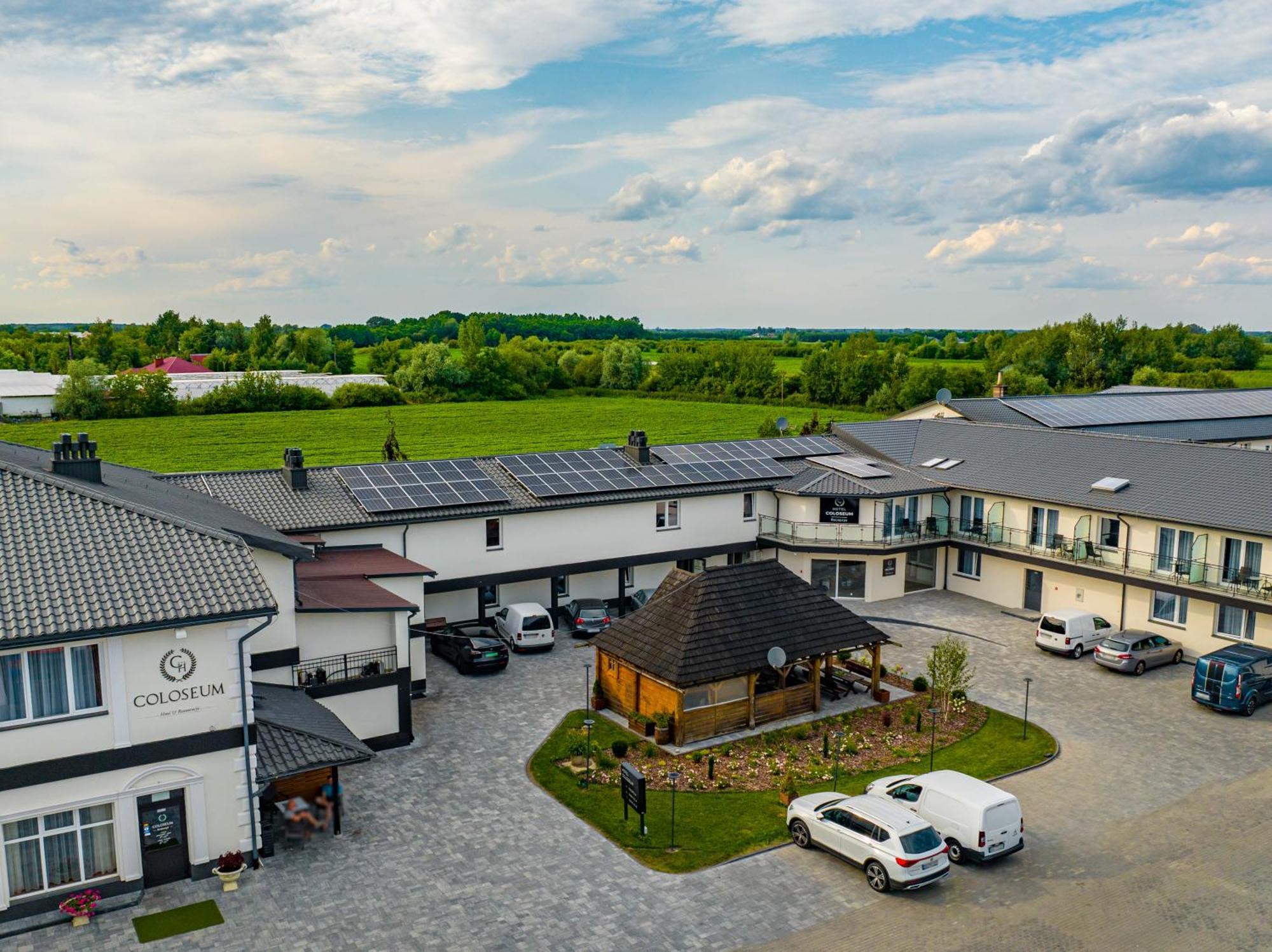 Hotel Coloseum Jarosław Eksteriør billede