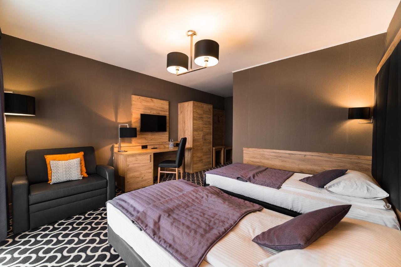 Hotel Coloseum Jarosław Eksteriør billede