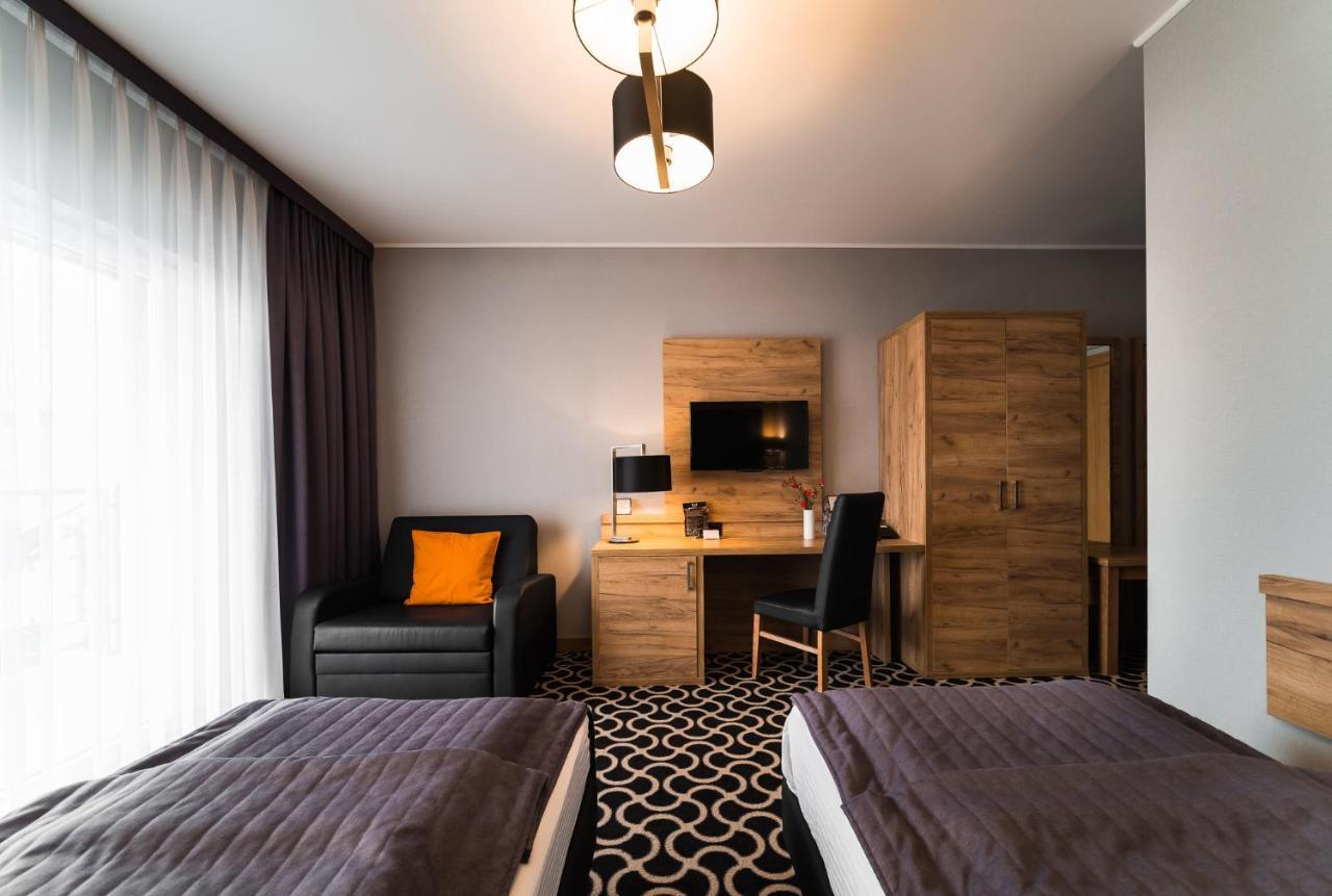 Hotel Coloseum Jarosław Eksteriør billede